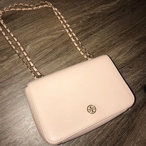Tory Burch chain logo crossbody/shoulder bag!
